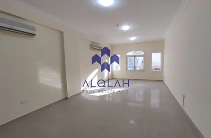 مجمع سكني - 2 غرف نوم - 3 حمامات للايجار في الدحيل - الدحيل - الدوحة