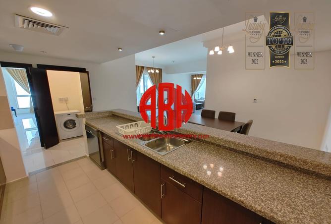 Apartment - 2 Bedrooms - 3 Bathrooms for rent in Viva Central - Viva Bahriyah - The Pearl Island - Doha