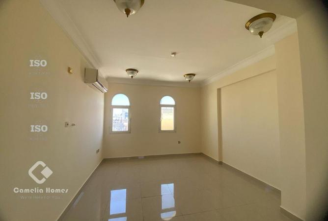 985828 - Property Image 3