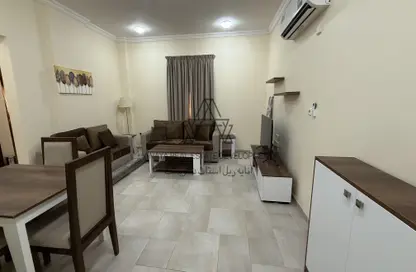 Apartment - 2 Bedrooms - 2 Bathrooms for rent in Al Nasr Street - Al Nasr - Doha
