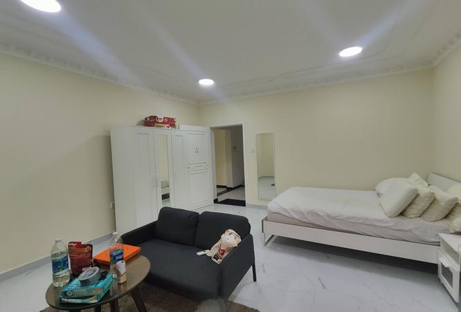 993721 - Property Image 2