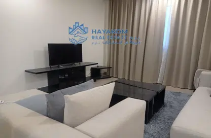 Living Room image for: Apartment - 2 Bedrooms - 2 Bathrooms for rent in Al Erkyah City - Lusail, Image 1