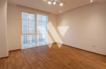 Apartment - 1 Bedroom - 2 Bathrooms for rent in Floresta Gardens - Floresta Gardens - The Pearl Island - Doha