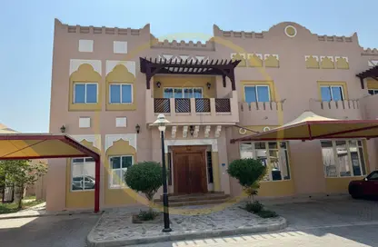 فيلا - 5 غرف نوم - 6 حمامات للايجار في فلل واست باي لاغون - وست باي لاجون - بحيرة وست لاجون - الدوحة