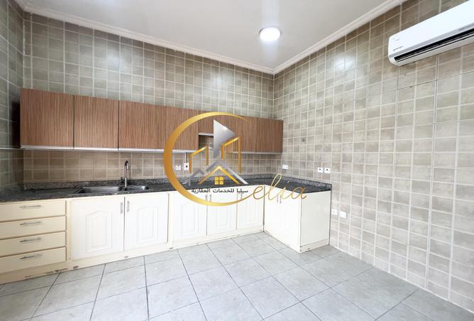 991140 - Property Image 2