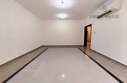 Empty Room image for: Apartment - 3 Bedrooms - 3 Bathrooms for rent in Al Sadd - Doha, Image 1