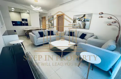Apartment - 2 Bedrooms - 4 Bathrooms for rent in Floresta Gardens - Floresta Gardens - The Pearl Island - Doha