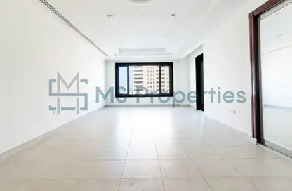 شقة - 2 غرف نوم - 3 حمامات للايجار في طريق بورتو الغربي - بورتو أرابيا - جزيرة اللؤلؤة - الدوحة