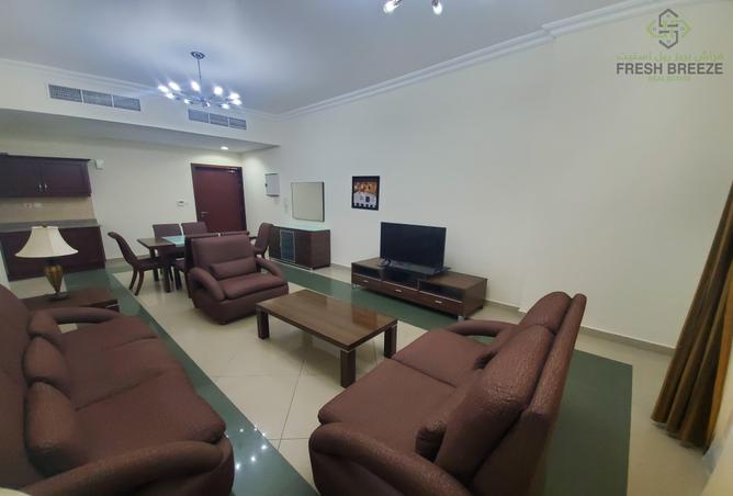 903415 - Property Image 2