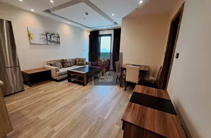 Apartment - 1 Bedroom - 2 Bathrooms for rent in Al Sadd Road - Al Sadd - Doha