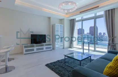 Apartment - 1 Bedroom - 2 Bathrooms for rent in Gewan Island - The Pearl Island - Doha