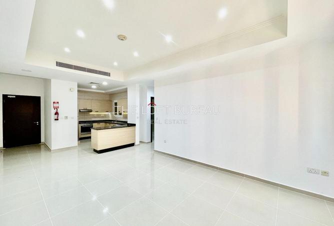 898644 - Property Image 2