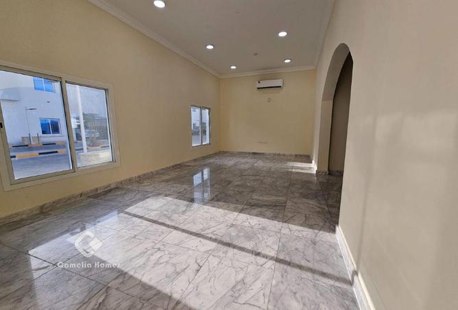 941411 - Property Image 3