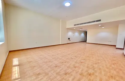 Apartment - 3 Bedrooms - 3 Bathrooms for rent in Najma 28 - Ibn Dirhem Street - Najma - Doha