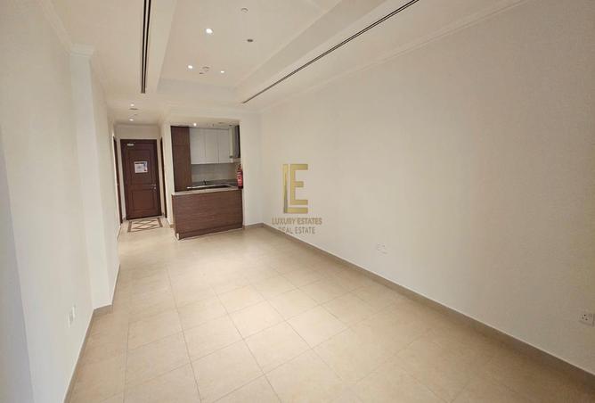 965744 - Property Image 2