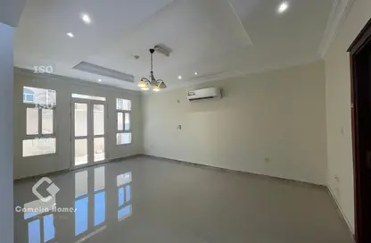 مجمع سكني - 4 غرف نوم - 4 حمامات للايجار في مريخ - المريخ - الدوحة