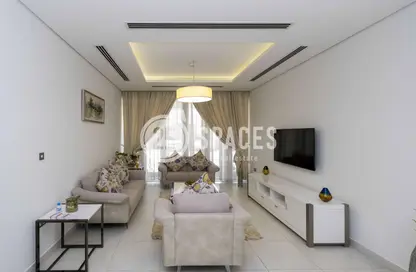 Villa - 5 Bedrooms - 6 Bathrooms for rent in Les Roses 3 - Les Roses Compound - Doha