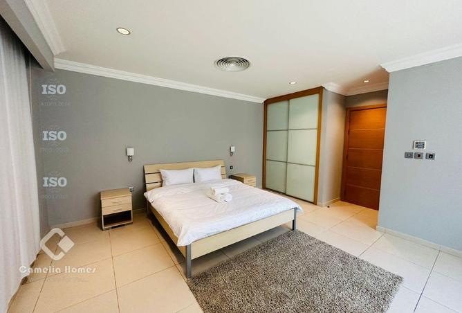 900018 - Property Image 3