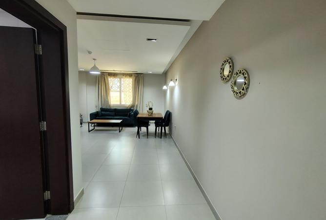 1003360 - Property Image 2