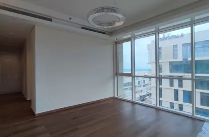 Apartment - 2 Bedrooms - 4 Bathrooms for sale in Gewan Island - The Pearl Island - Doha