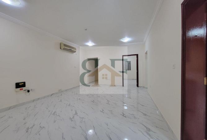 935914 - Property Image 2