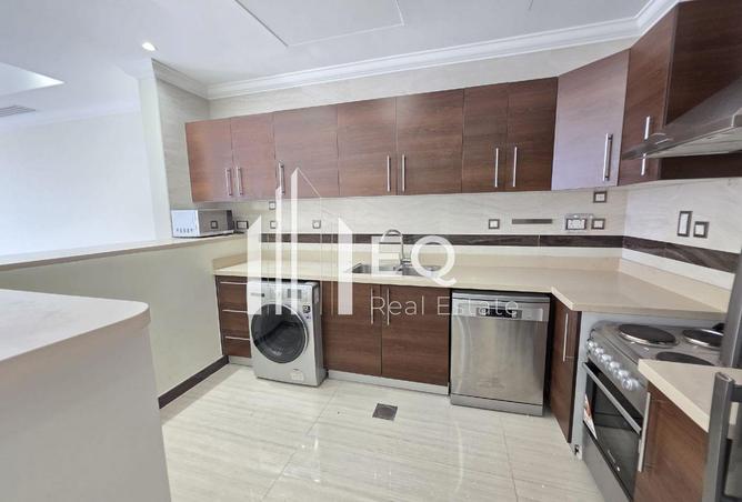 952788 - Property Image 2