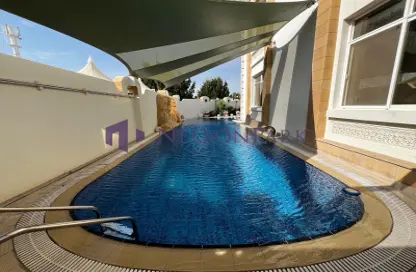 فيلا - 6 غرف نوم - 7 حمامات للبيع في المعمورة - الدوحة