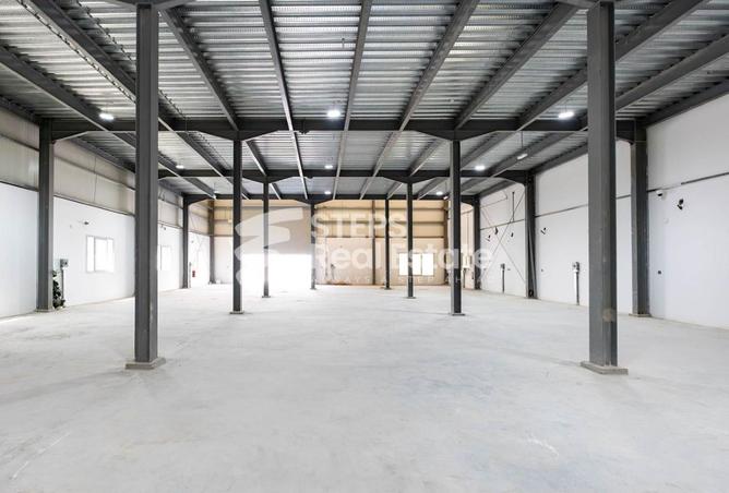 955218 - Property Image 2