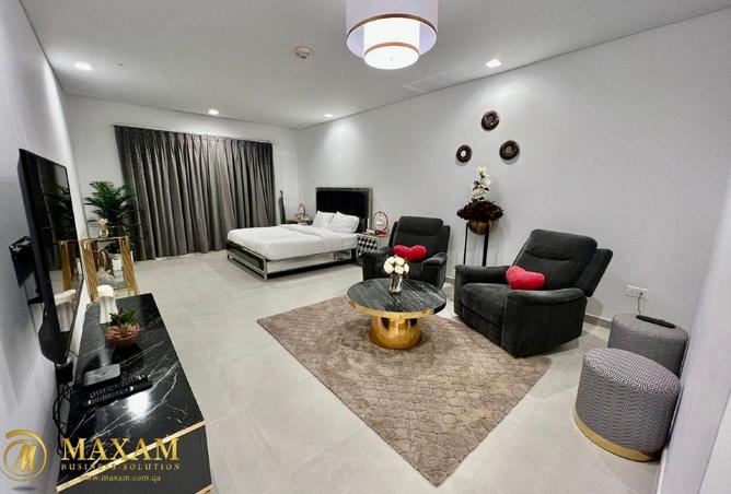 907413 - Property Main Image