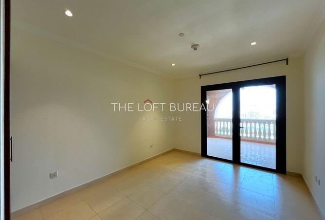 908786 - Property Image 2