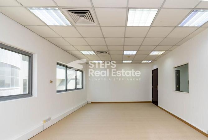 978233 - Property Image 3