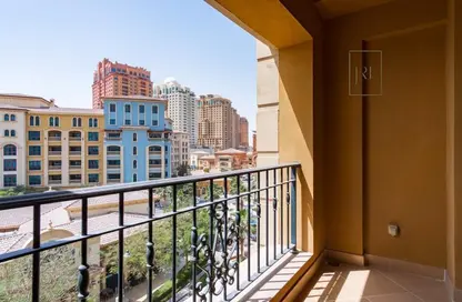 شقة - 2 غرف نوم - 3 حمامات للايجار في مدينة سنترال - سنتر المدينة - جزيرة اللؤلؤة - الدوحة