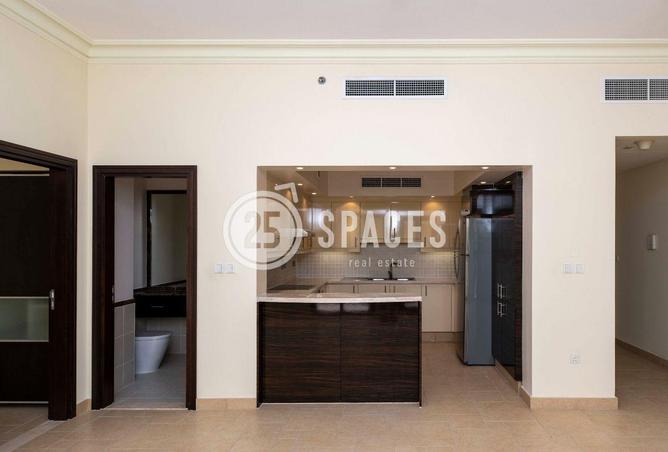 898554 - Property Image 2