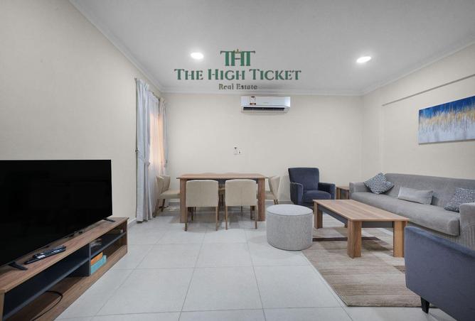 945638 - Property Image 2