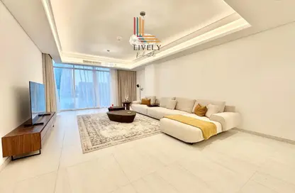 Apartment - 1 Bedroom - 2 Bathrooms for rent in Gewan Island - The Pearl Island - Doha