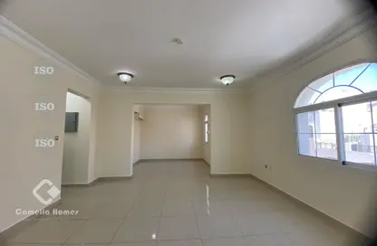 Compound - 6 Bedrooms - 4 Bathrooms for rent in Al Rayyan - Al Rayyan - Doha