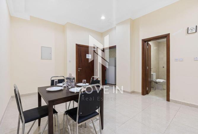 988526 - Property Image 2