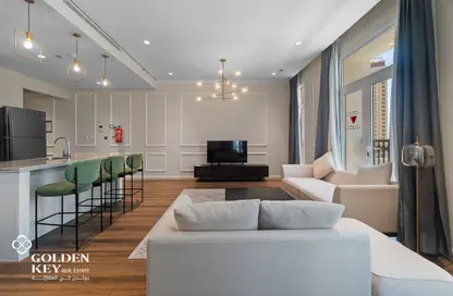 Apartment - 2 Bedrooms - 3 Bathrooms for rent in Floresta Gardens - Floresta Gardens - The Pearl Island - Doha