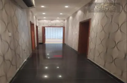 Hall / Corridor image for: Villa - 4 Bedrooms - 4 Bathrooms for rent in Ain Khaled - Doha, Image 1