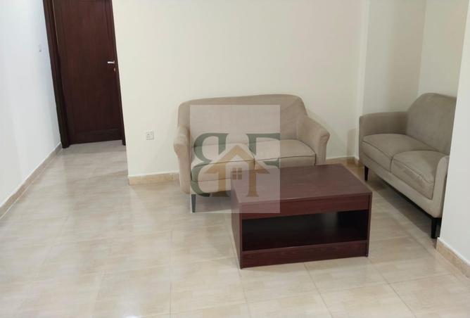 983639 - Property Image 2