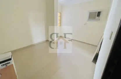 Apartment - 2 Bedrooms - 2 Bathrooms for rent in Al Mansoura - Al Mansoura - Doha