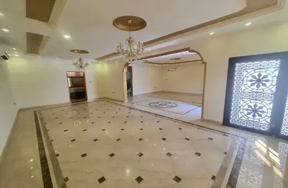 Villa - 7 Bedrooms - 7+ Bathrooms for sale in Al Wukair - Al Wukair - Al Wakra