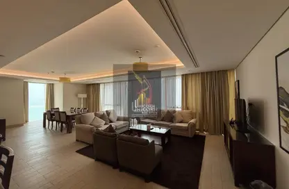 Apartment - 3 Bedrooms - 4 Bathrooms for rent in West Bay - West Bay - Doha