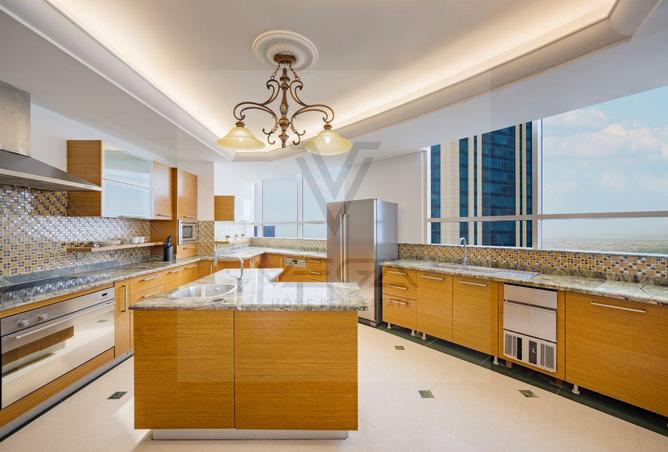 984350 - Property Image 2