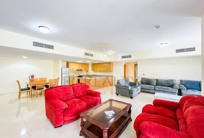 957879 - Property Main Image