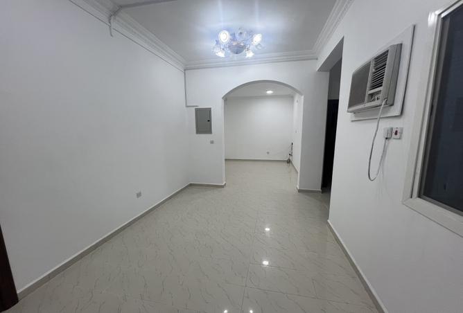940461 - Property Image 2