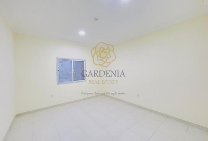 953410 - Property Image 2