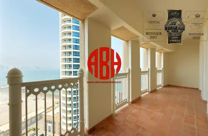 Apartment - 3 Bedrooms - 4 Bathrooms for rent in West Bay Tower - West Bay - West Bay - Doha