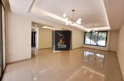 Compound - 5 Bedrooms - 6 Bathrooms for rent in Old Airport Road - Old Airport Road - Doha