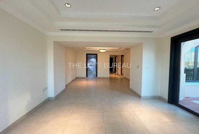 928403 - Property Image 2